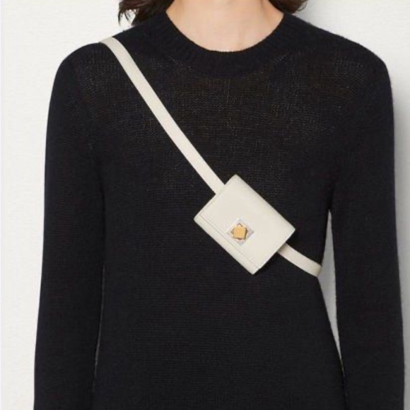 Bottega Veneta Card/Wallet Belt Bag in White - Picture 7 of 8